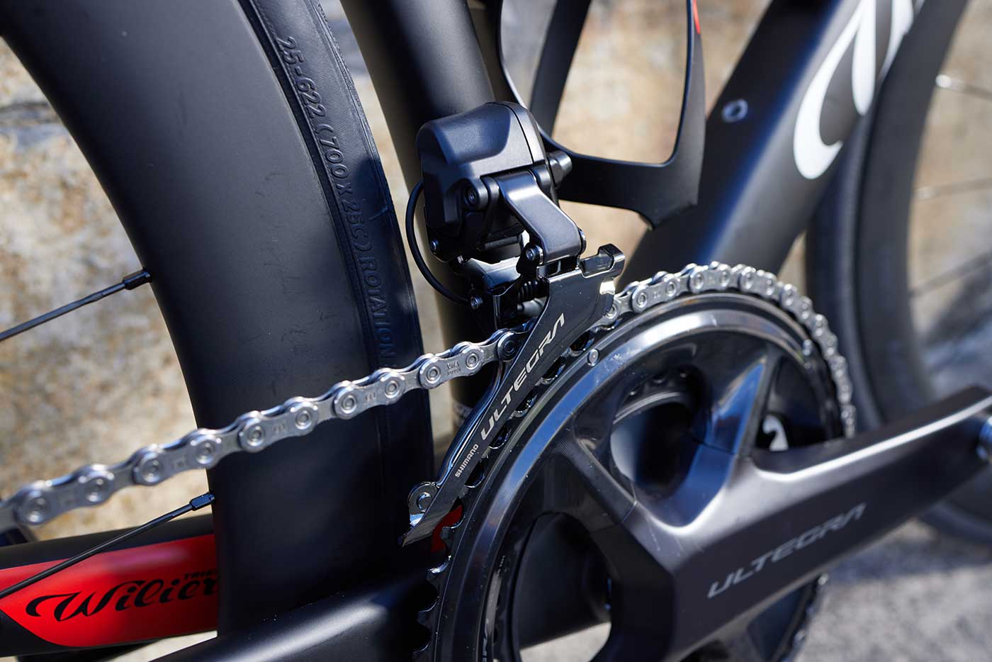 Shimano Ultegra R8100 First Look Rouleur