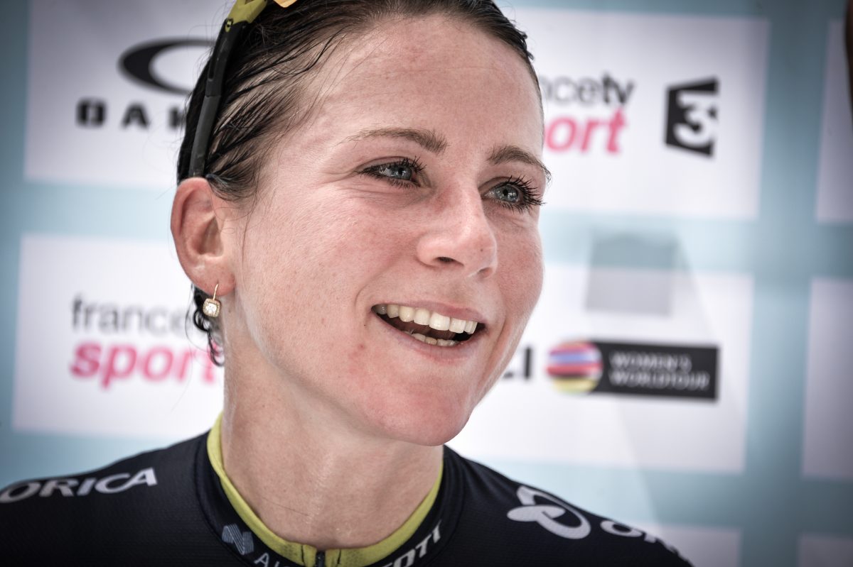 Annemiek van Vleuten wins Voxy Award 2017