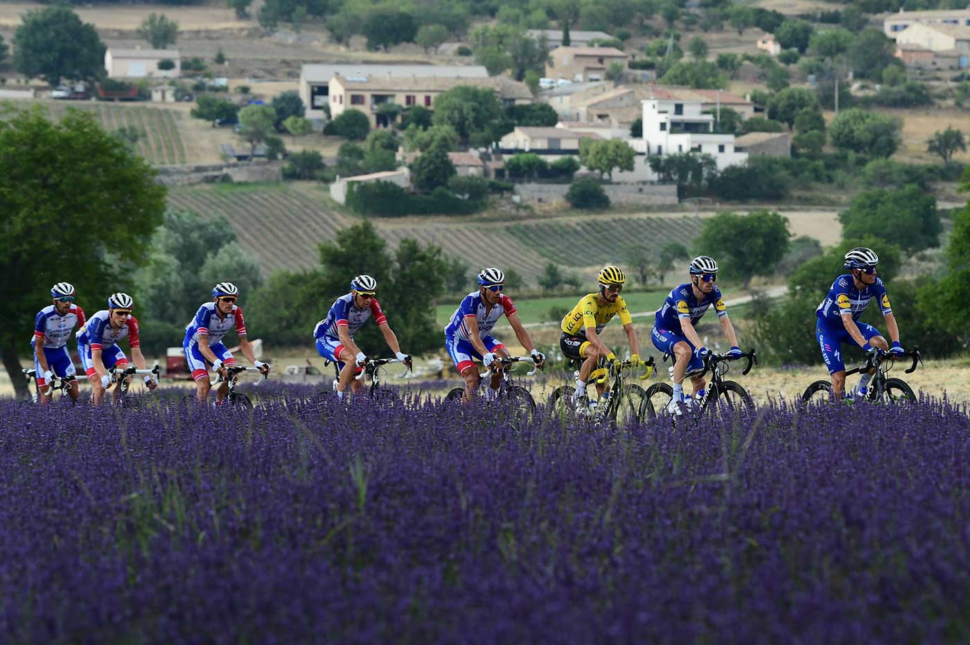 The role of the road captain in professional cycling