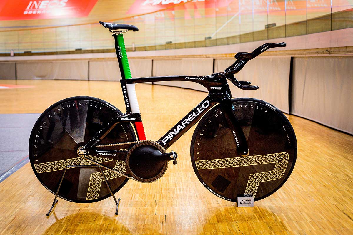 Gallery: Up close with Filippo Ganna’s Hour Record Pinarello Bolide F HR