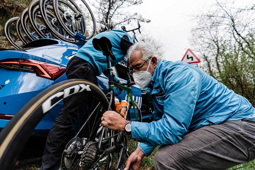 El ángel de la guarda viste de azul: el servicio de asistencia neutra de Shimano