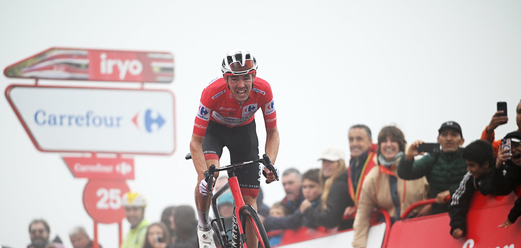 Borrowed time? Ben O'Connor's Vuelta lead stands by the barest of margins