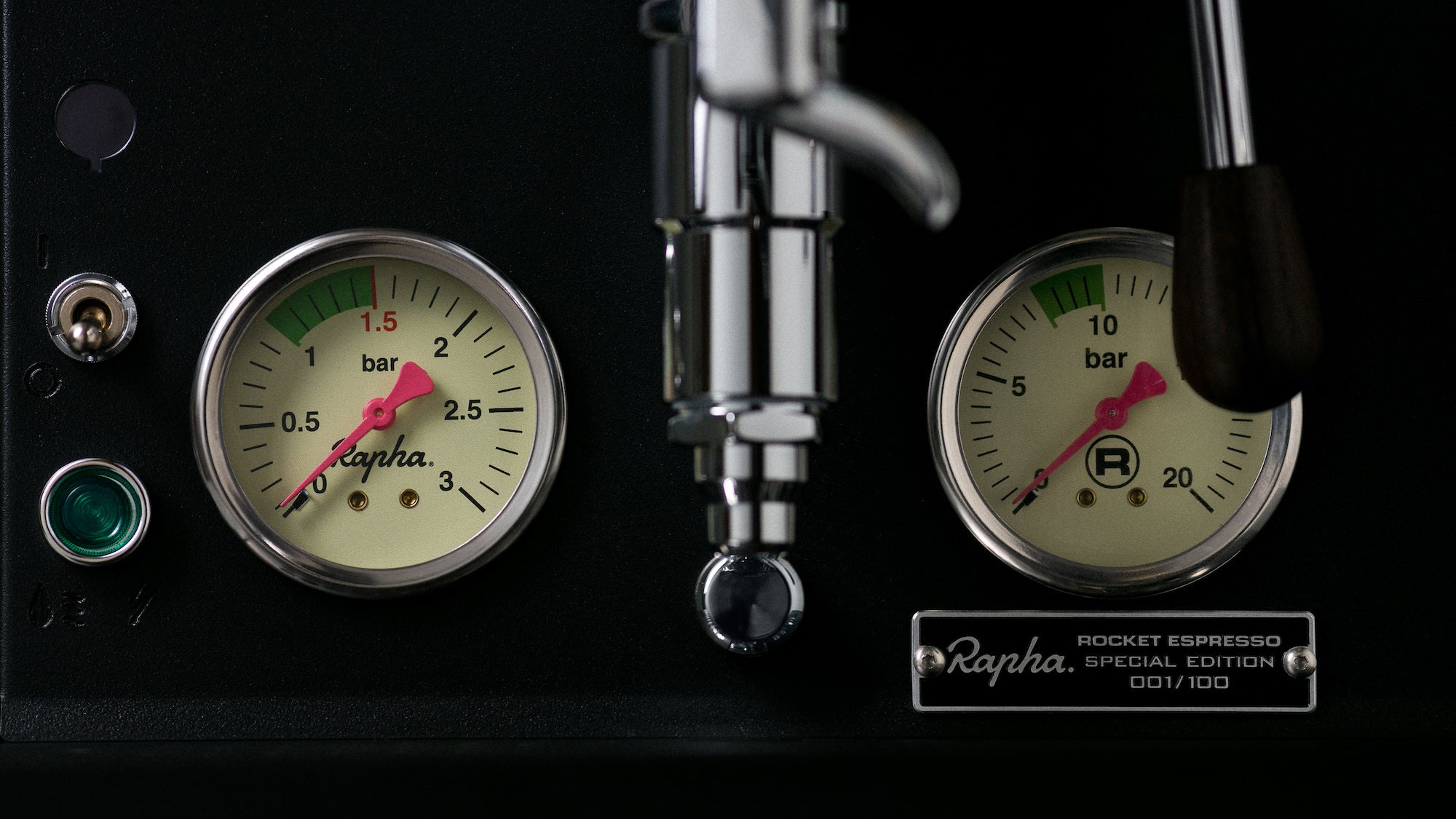 Rapha unveils £2700 Rocket espresso machine