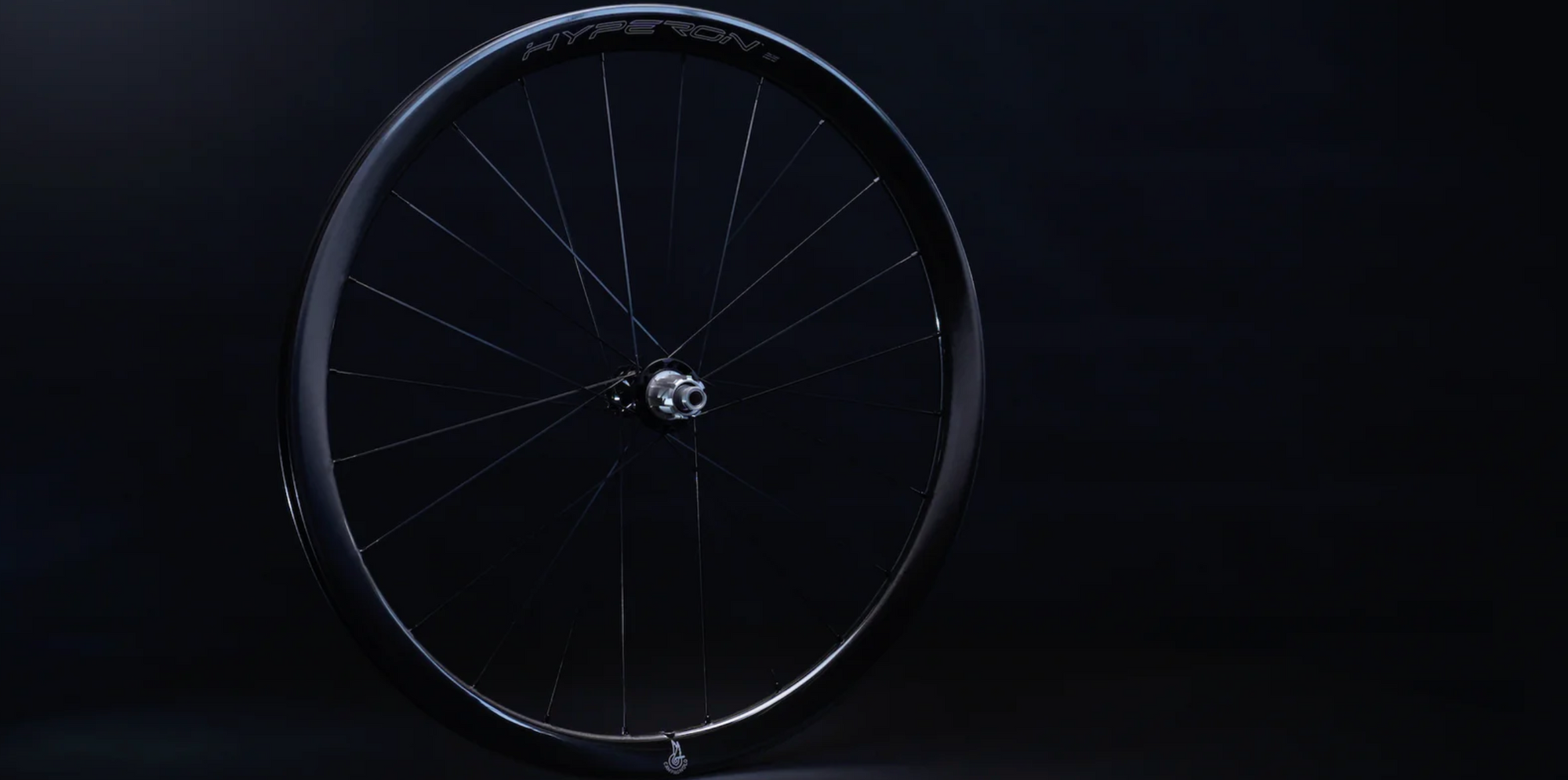 Un mix di design e performance: Campagnolo lancia il nuovo set di ruote Hyperon