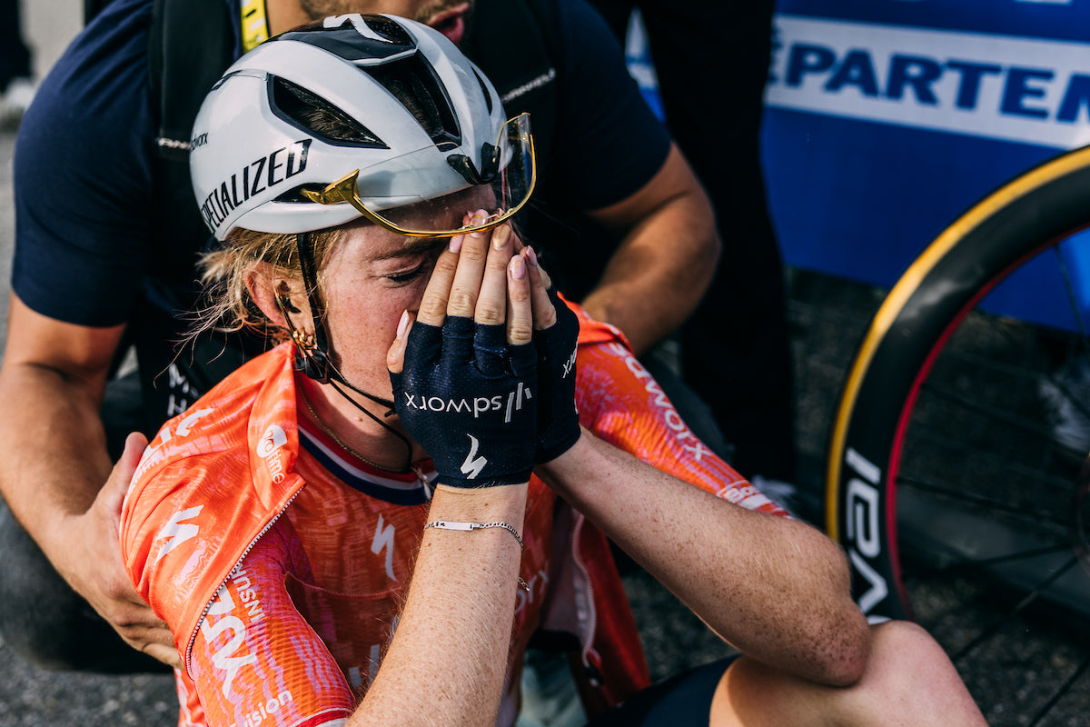 ‘It’s sour for me’ - Heartbreak, lost opportunity and ‘what ifs’ for Vollering at the Tour de France Femmes