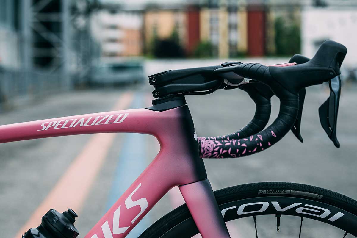 Gallery: Jai Hindley's custom pink Specialized S-Works Tarmac